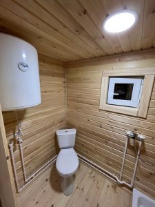 Утеплённый зимний кемпинг-дом