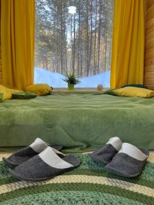 Утеплённый зимний кемпинг-дом